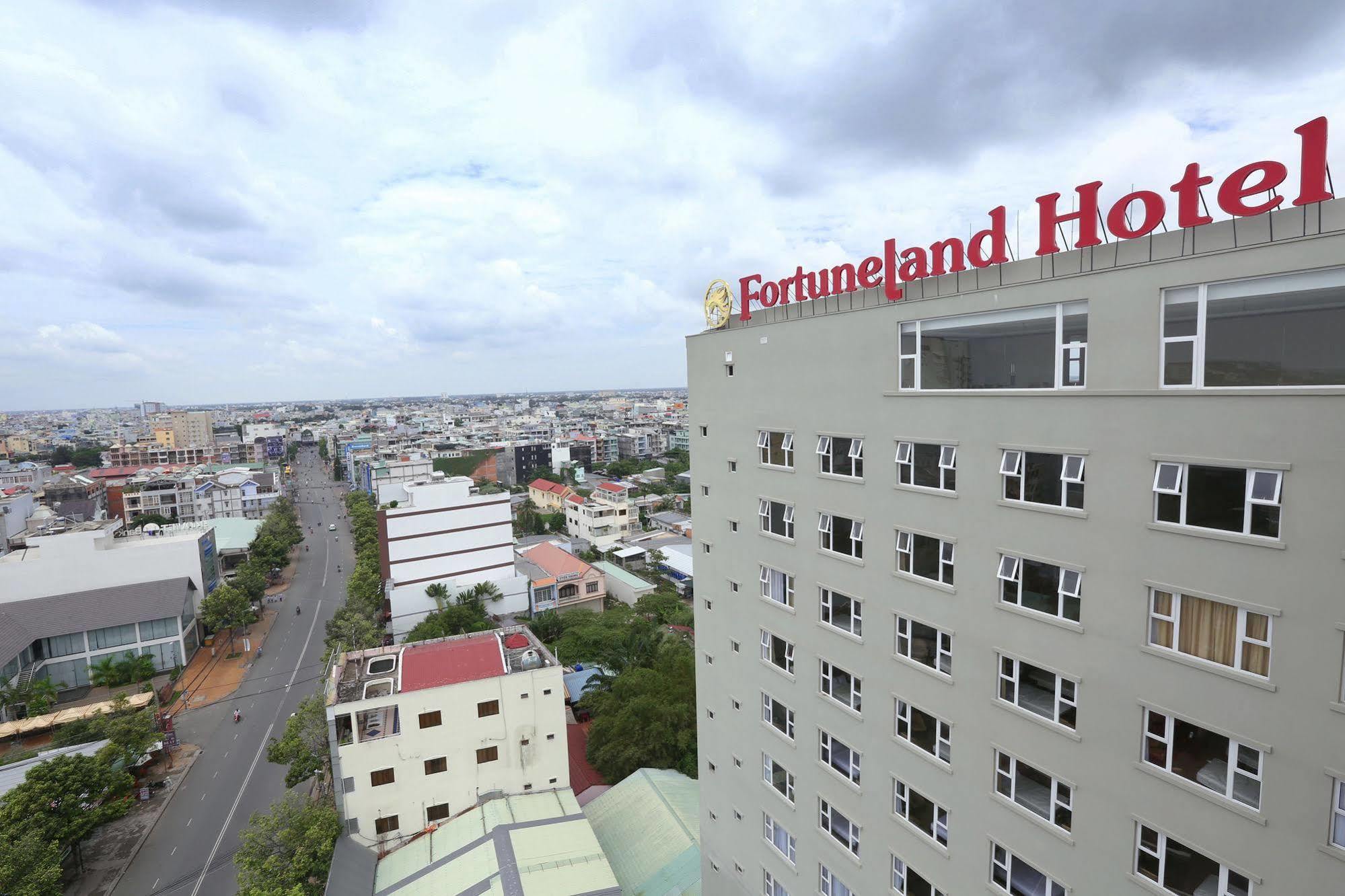 Dong Ha Fortuneland Hotel Can Tho Esterno foto